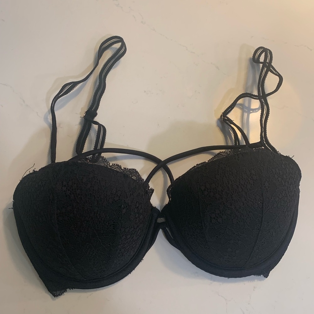 PINK Victoria's Secret Black Lace Bra, 36 C